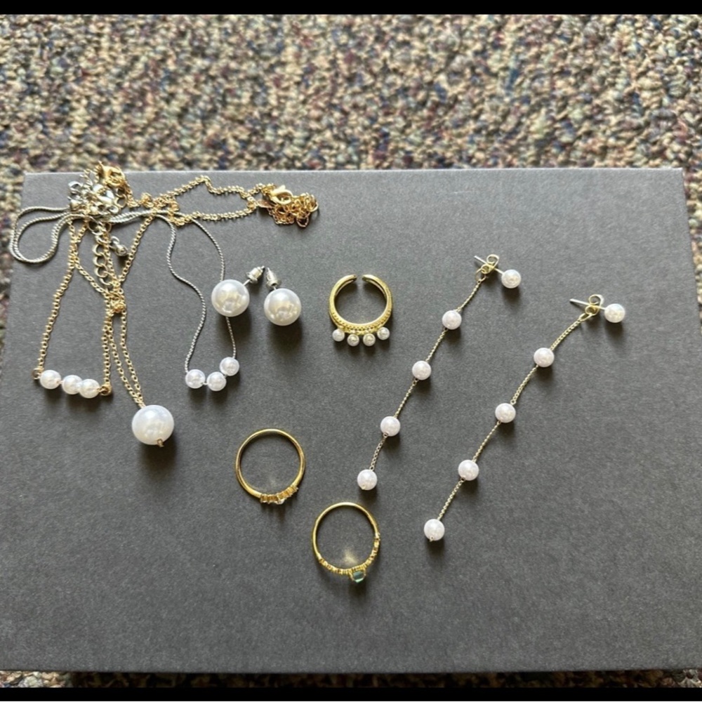 Jewelry bundle moonstone opal and faux pearl rings & necklace& earrings